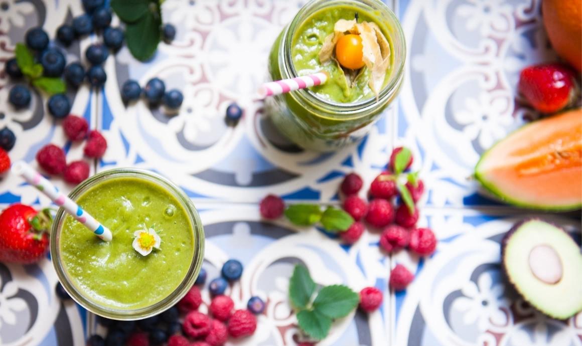 Green Smoothies Ingredients: Ripe fruits