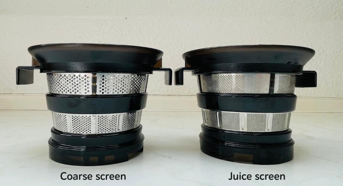 Coarse and juice screen ot the Hurom E50-ST